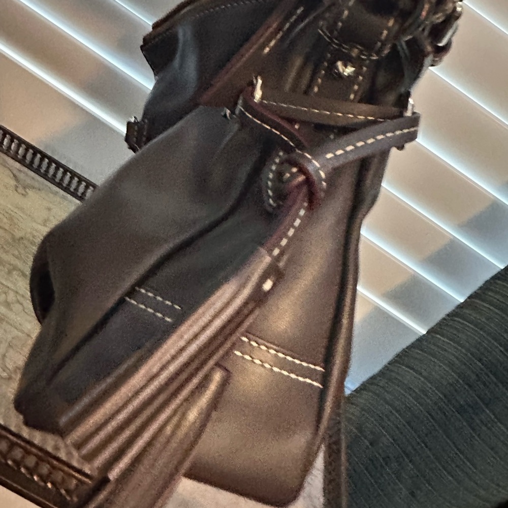 Dooney & Bourke Dark Brown Leather Shoulder Bag - Picture 7 of 8